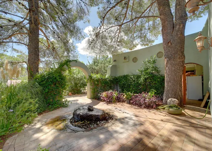 Serene Near Wineries, Oak Creek & Sedona Apartment *